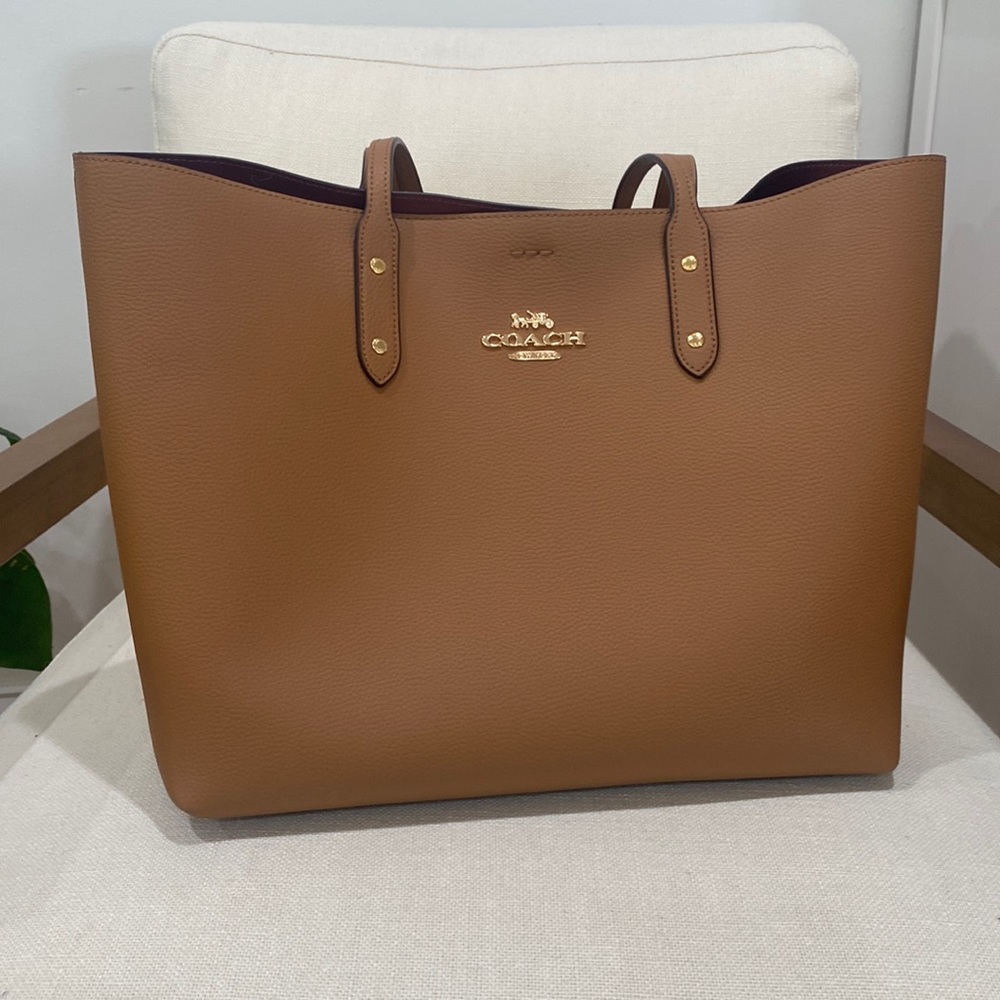 Beautiful cognac Coach bag